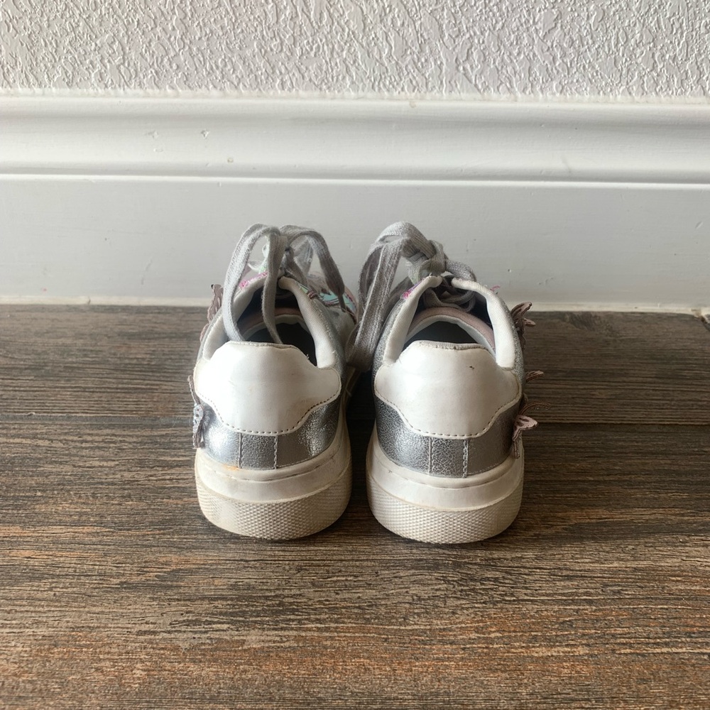 Steve Madden Girls' J-Flori Rhinestone Butterfly Sneakers - Picture 6 of 7